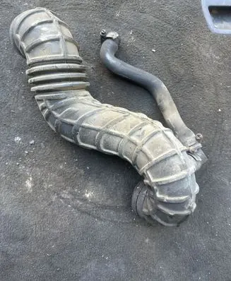 Audi A6 S6 C4 4A Turbo air intake inlet pipe/hose