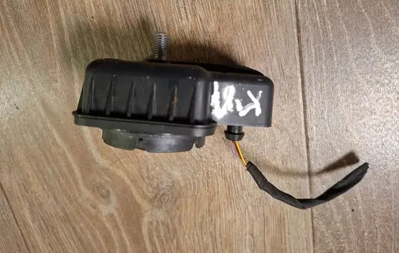 Ford Capri EV Horn signal 5Q0951605A