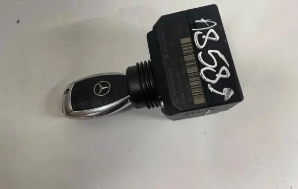 Mercedes-Benz GL X164 Ignition lock 1645450908 33002805