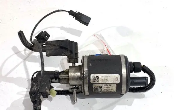 Audi Q5 SQ5 Other exterior part 8K0131899