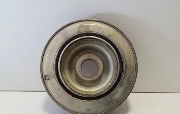 Opel Vivaro Crankshaft pulley 9801350180