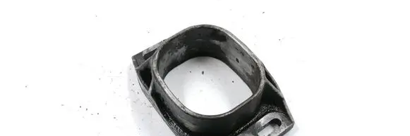 Audi A4 S4 B5 8D Engine mounting bracket 8D0199335