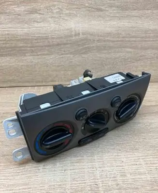 Mazda Premacy Climate control unit CB08A 9G06