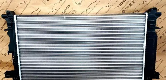 Volkswagen Crafter Coolant radiator DCM2419