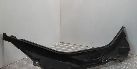 BMW 1 F20 F21 Other engine bay part 51757241823 7241823