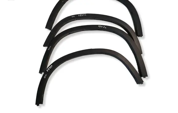 BMW X1 E84 Front arch trim 