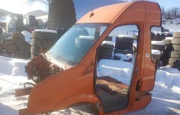 Volkswagen Crafter Front quarter panel 