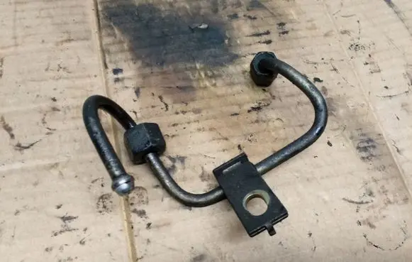 Ford Fiesta Fuel line pipe