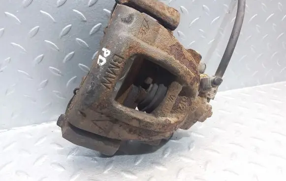 Mini One - Cooper R50 - 53 Front brake caliper