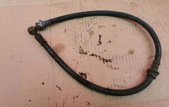 Nissan X-Trail T31 Brake line pipe/hose 