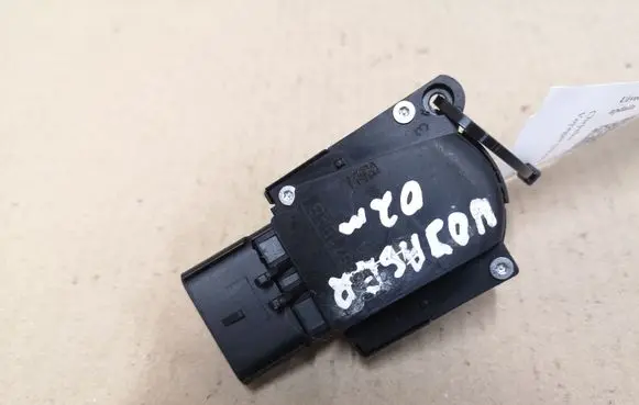 Chrysler Voyager Ignition lock contact 04685719AB 23199