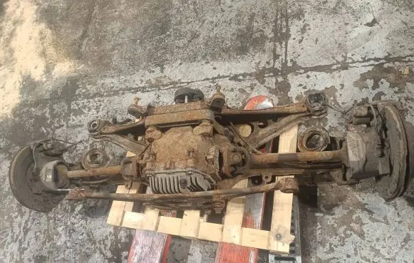 Jaguar XJ X308 Rear differential