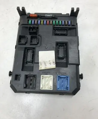 Peugeot 207 CC Fuse module