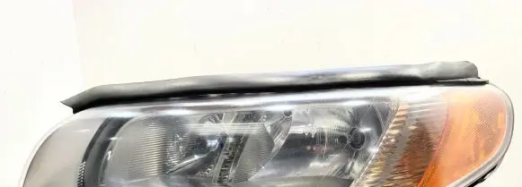 Volvo V70 Headlight/headlamp 31214351