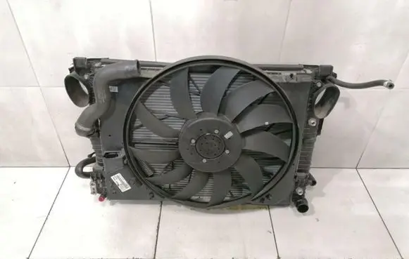 Mercedes-Benz S W220 Radiator set A2205002003