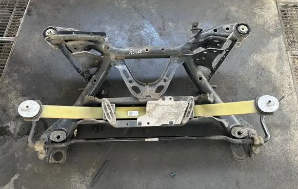 Volvo V60 Rear subframe 