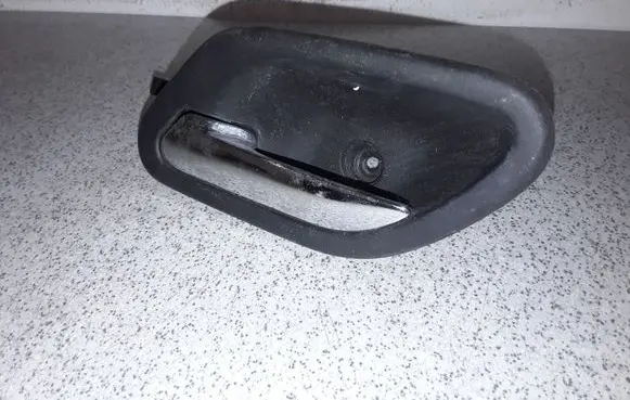 BMW 5 E39 Front door interior handle 8125513