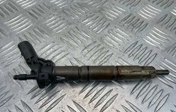 Mercedes-Benz GL X164 Fuel injector A6420701987 080723 0445115076
