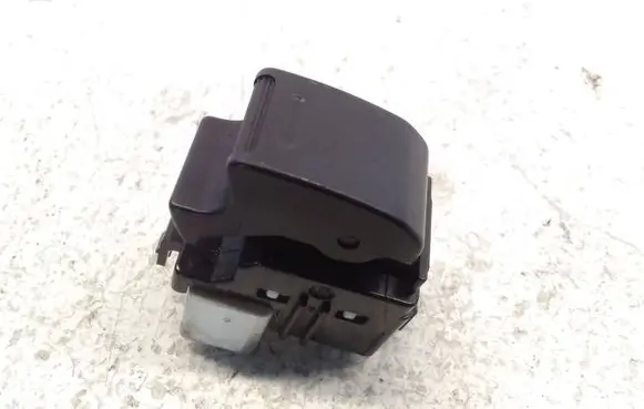 Toyota Yaris Electric window control switch
