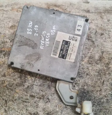 Toyota Avensis Verso Engine control unit/module