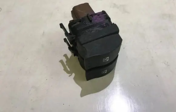 Renault Laguna II Electric window control switch
