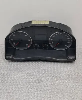 Volkswagen Golf V Speedometer (instrument cluster) 1K0920851H VWZ7Z0D1028267 V0021000