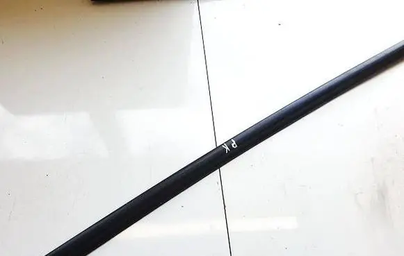 Opel Zafira B Front door glass trim molding