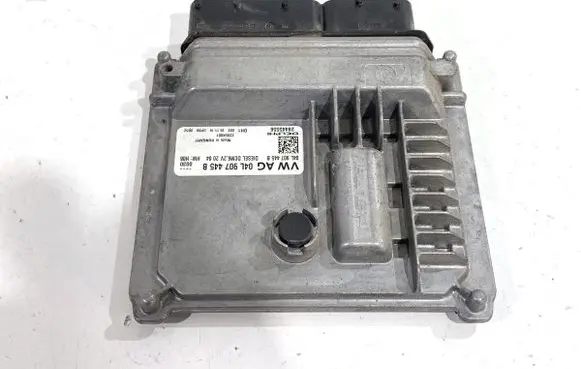 Volkswagen Golf VII Engine control unit/module ECU 04L907445B