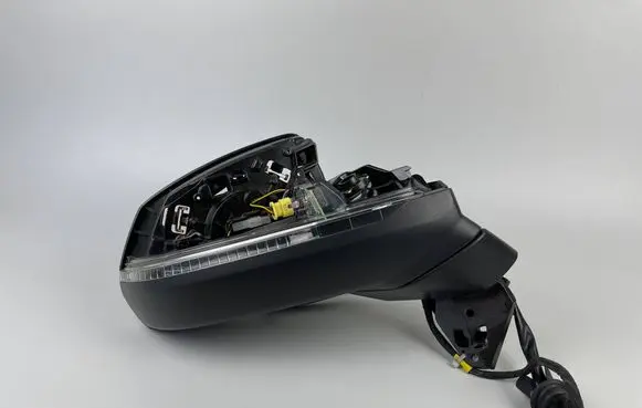 Audi Q7 4M Front door electric wing mirror 4M1857410 4M1857410C 4M0857536D