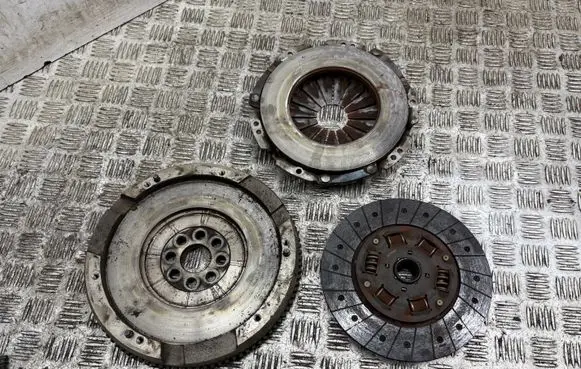 Toyota RAV 4 (XA20) Clutch set kit