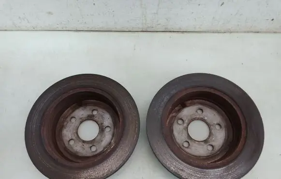 Toyota Prius (NHW20) Rear brake disc