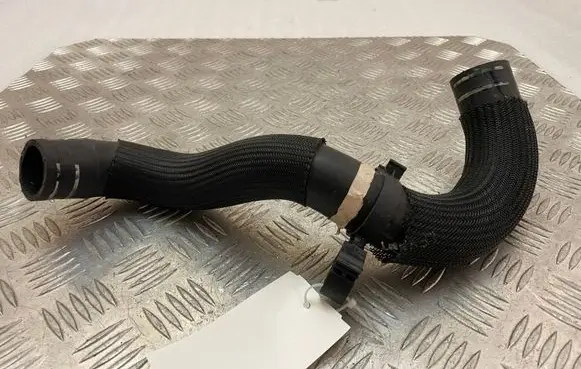 Maserati Levante Engine coolant pipe/hose