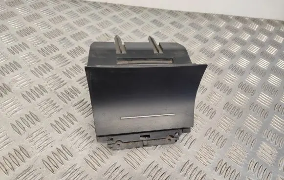 Skoda Octavia Mk2 (1Z) Ashtray (front) 1Z1863077A