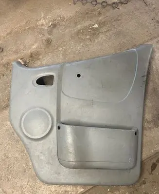 Renault Trafic II (X83) Front door card panel trim 7700313075 770031307