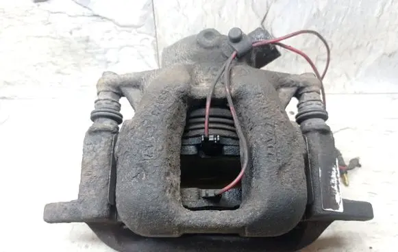 Peugeot 407 Front brake caliper 9657594580