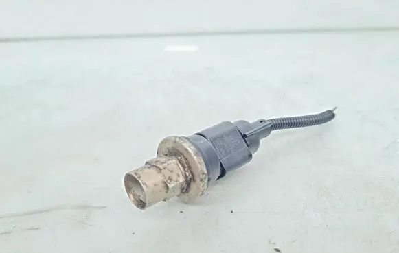 Volkswagen Touran I Air conditioning (A/C) pressure sensor 1K0959126B