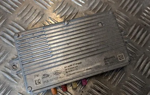 Jaguar I-Pace Camera control unit module JPLA14F026AJ