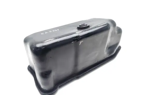 Oil sump