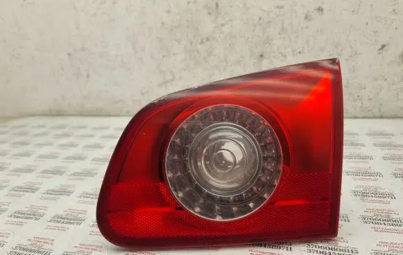 Volkswagen PASSAT B6 Tailgate rear/tail lights 3C9945094