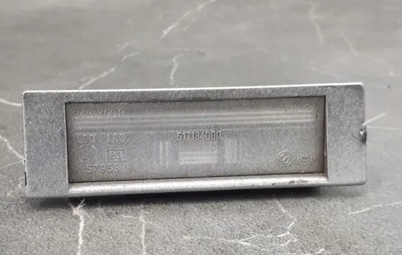 Alfa Romeo GT Number plate light 04613010