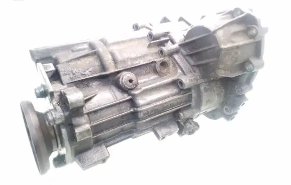 Gearbox transfer box case