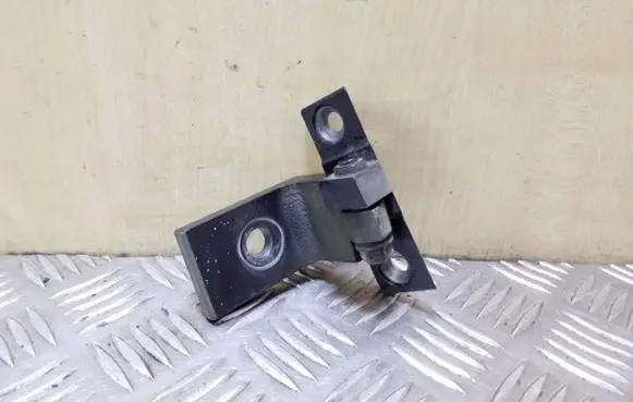 BMW 5 E60 E61 Front door upper hinge 7068073