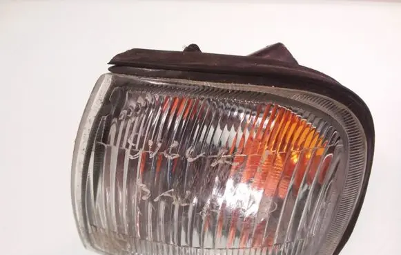 Suzuki Baleno EG Front indicator light 51835222