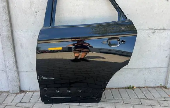 Opel Grandland X Rear door