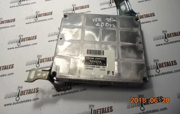 Toyota Corolla Verso AR10 Engine control unit/module 896610F010