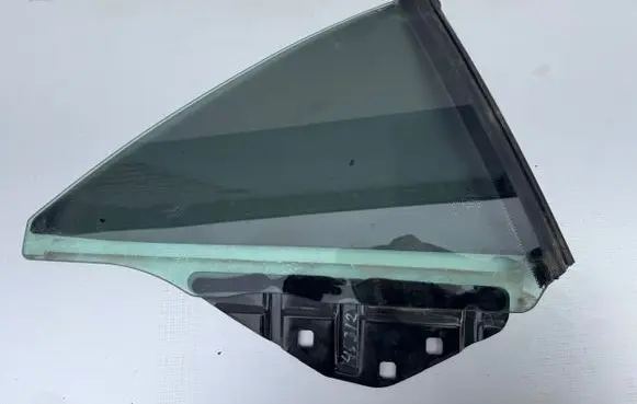 Mercedes-Benz SL R231 Rear vent window glass A2316700206