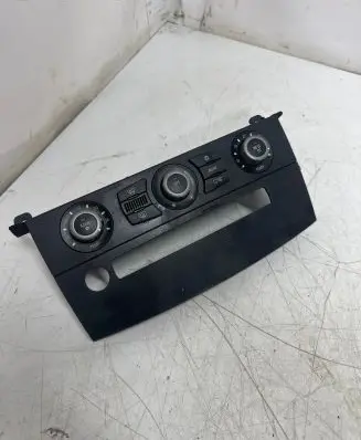 BMW 5 E60 E61 Climate control unit 64116946981