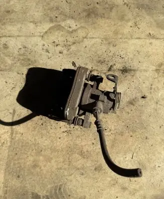 Citroen C3 Picasso Rear brake caliper