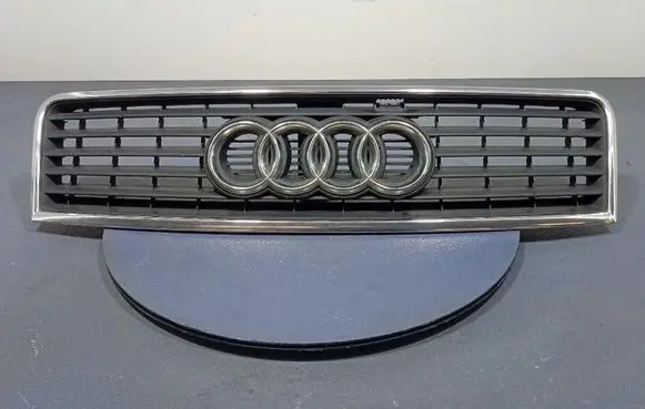 Audi A6 Allroad C5 Front grill 4B0853651F