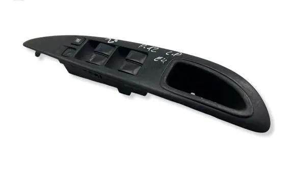 Nissan Primera Electric window control switch 80951AV700